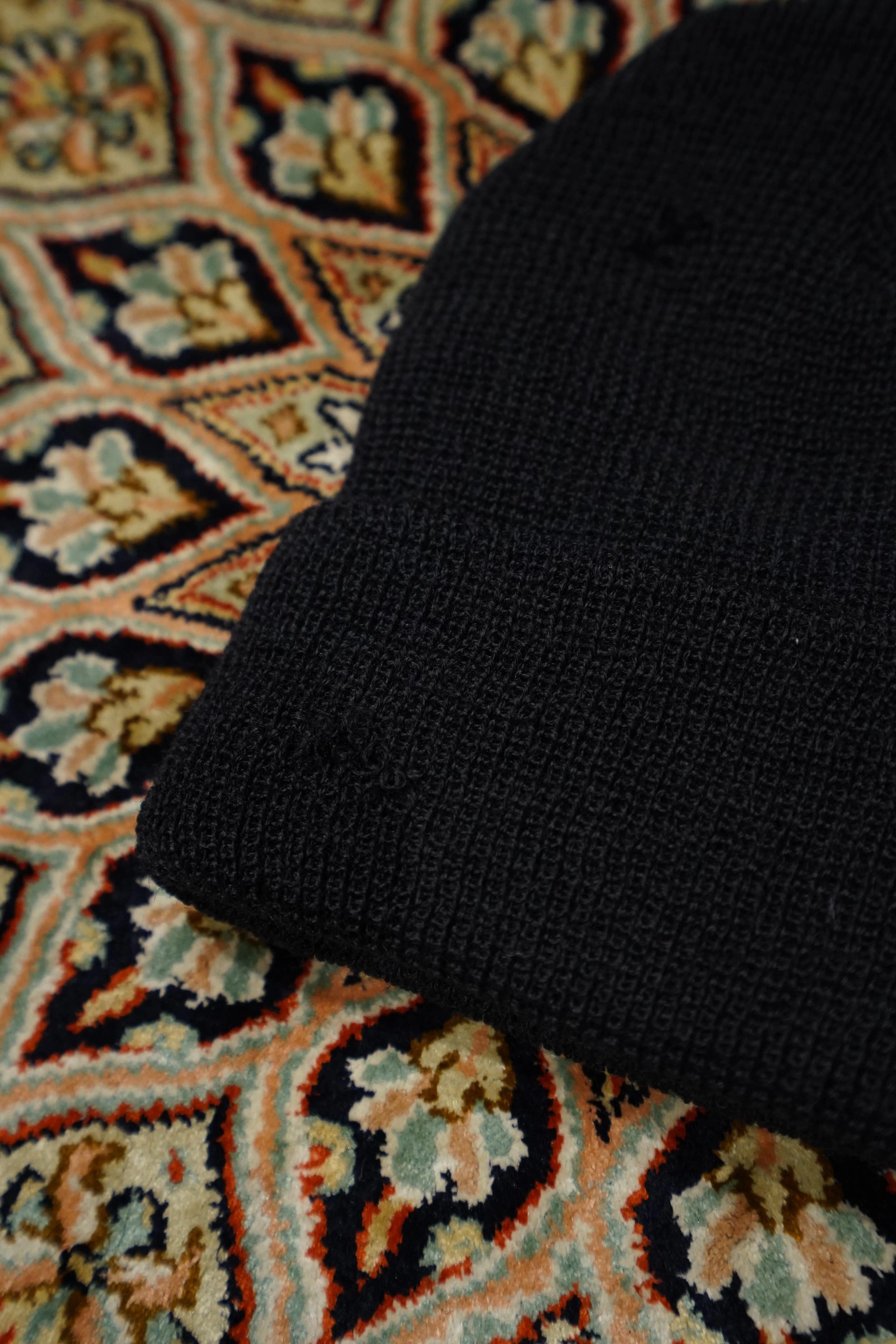 Children of the discordance CIGARETTE HOTEL KNIT CAP (BLACK)