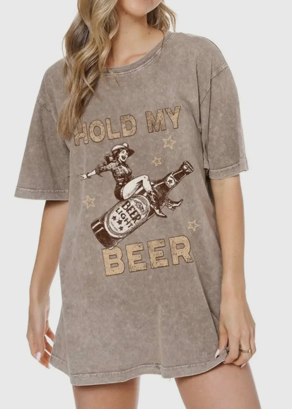 HOLD MY BEER COWBOY GRAPHIC T-SHIRT