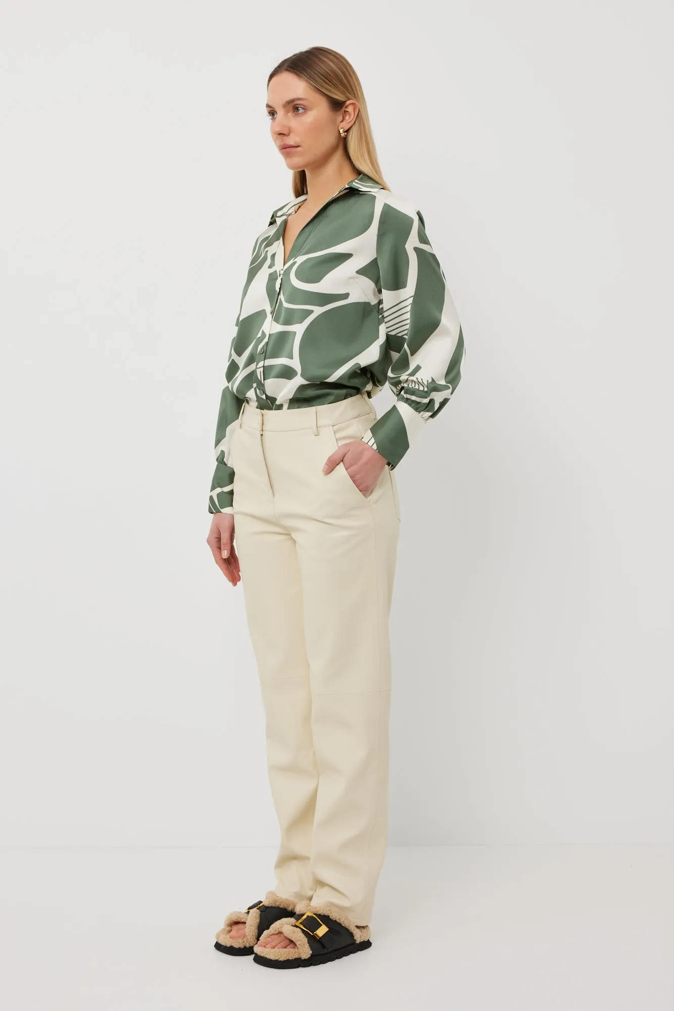 TUESDAY LABEL - Aston Top